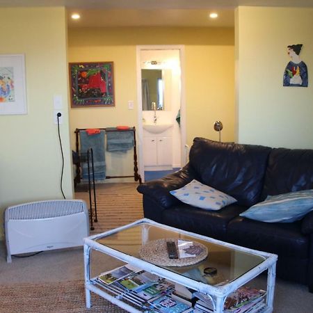 Laughing Fish Studio Appartement Mapua Buitenkant foto